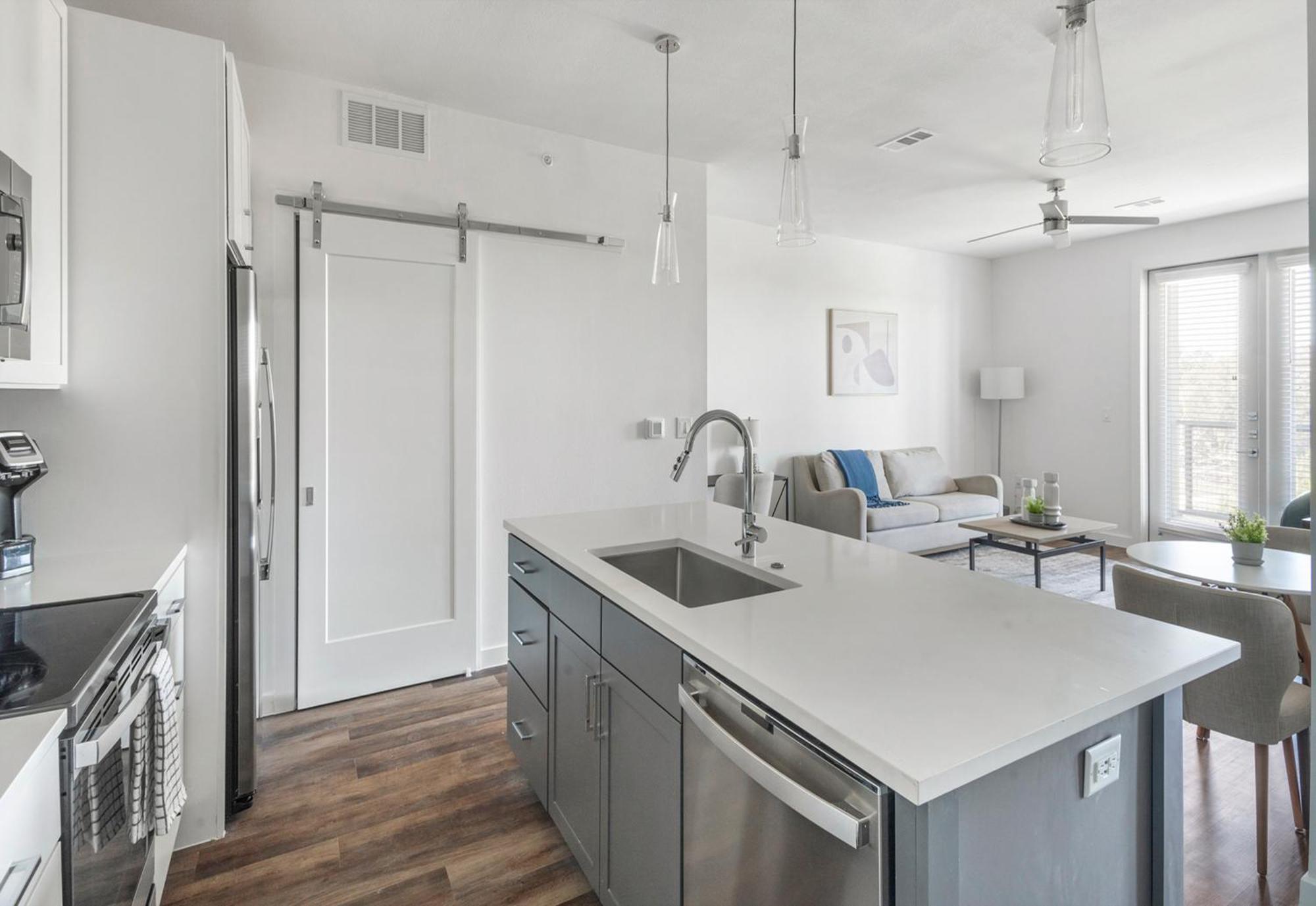 The Artesian Apartments By Barsala The Hills Экстерьер фото